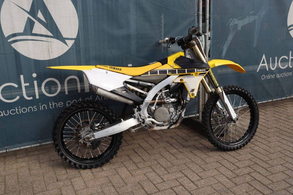 Crossmotor Yamaha Promax Benzine (Marge)