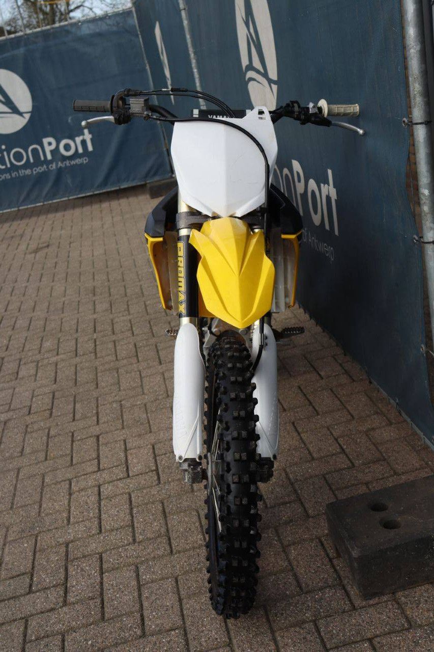 Crossmotor Yamaha Promax Benzine (Marge)