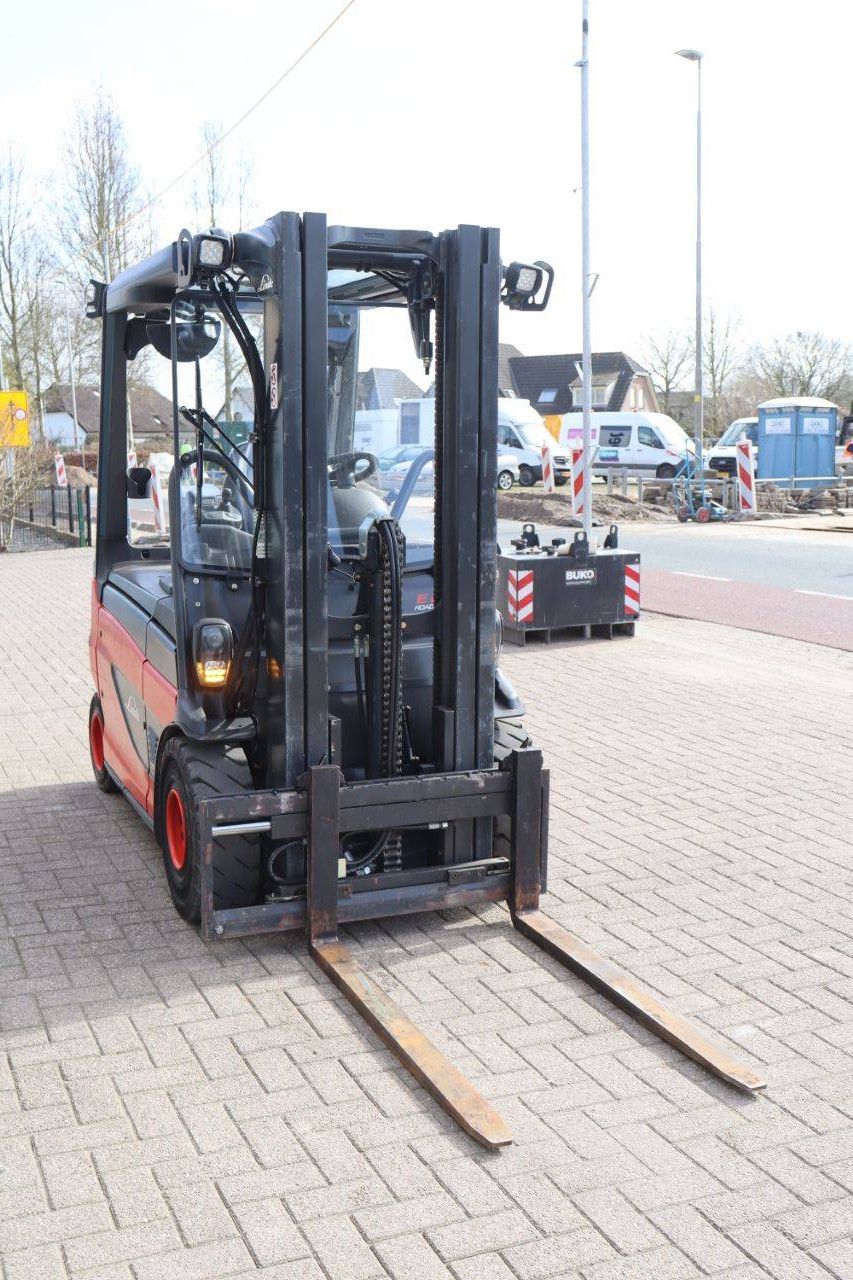 Linde E25R-01 Elektrogabelstapler 2500 kg 7,0 m 2017