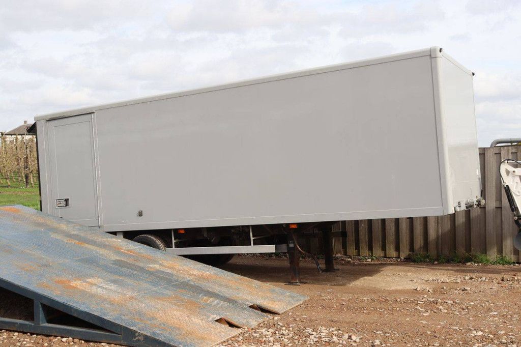 Geschlossener Sattelauflieger Veldhuizen P37-4