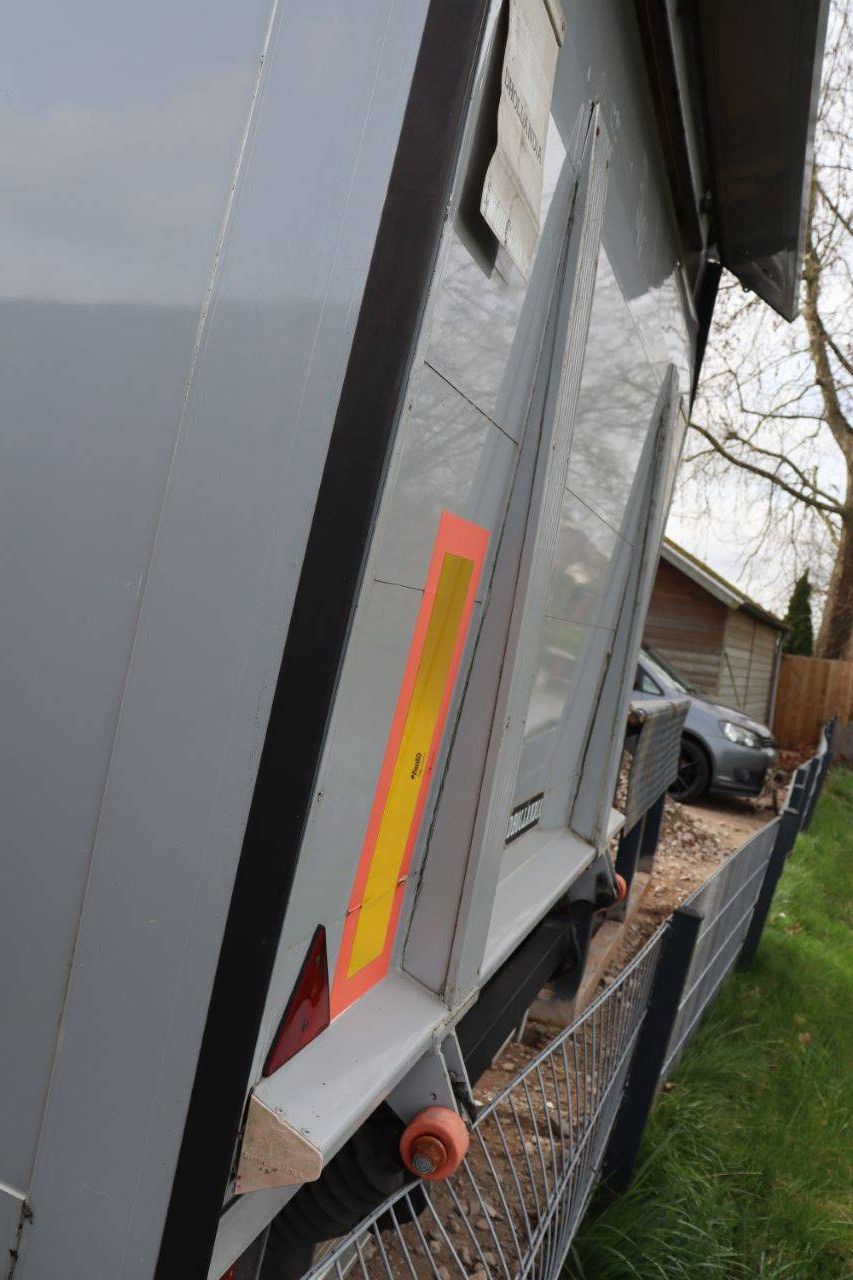 Geschlossener Sattelauflieger Veldhuizen P37-4