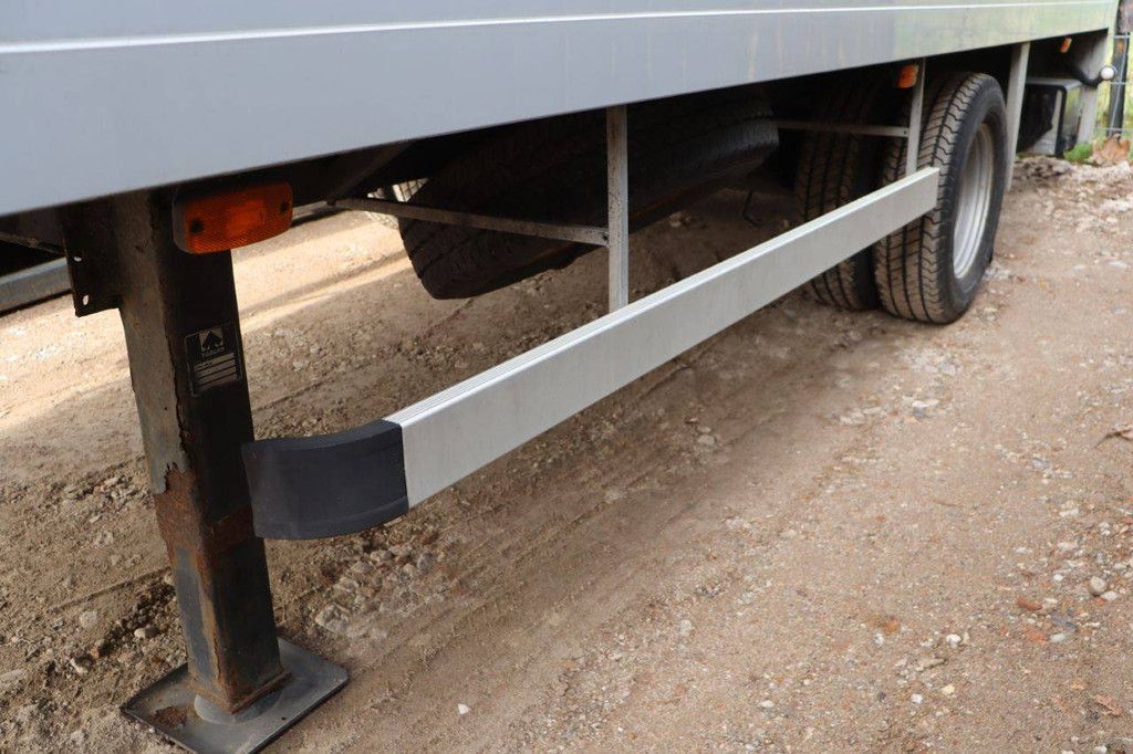 Geschlossener Sattelauflieger Veldhuizen P37-4