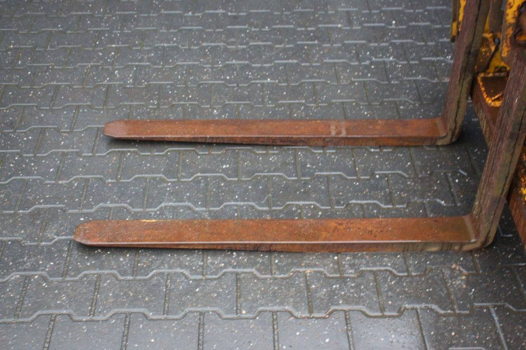 JCB Loadall 520M-2 Diesel-Teleskoplader 2000 kg 5 m