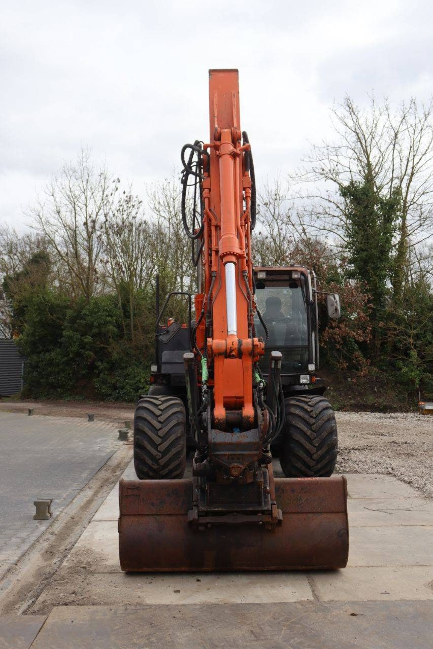 Hitachi ZX160W Diesel-Radbagger, Baujahr 2007
