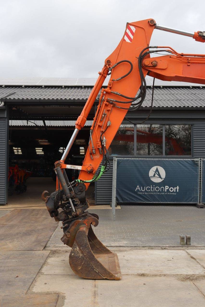Hitachi ZX160W Diesel-Radbagger, Baujahr 2007