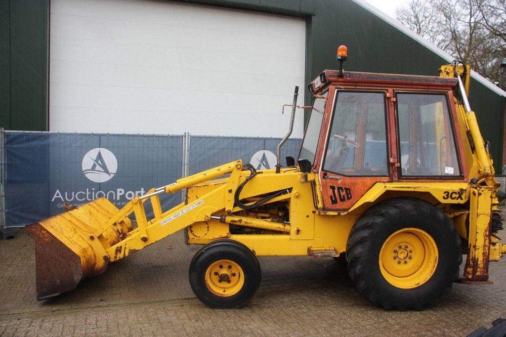 JCB 3CX Diesel 70kW Backhoe Loader