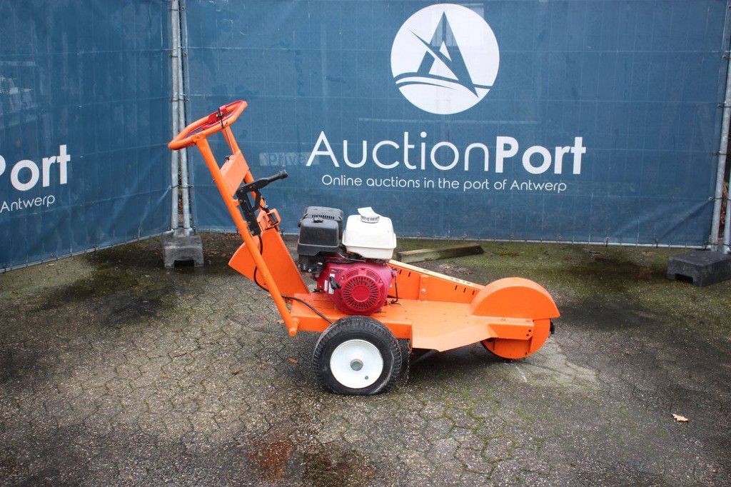 Dosko 337 Benzin-Baumstumpffräse