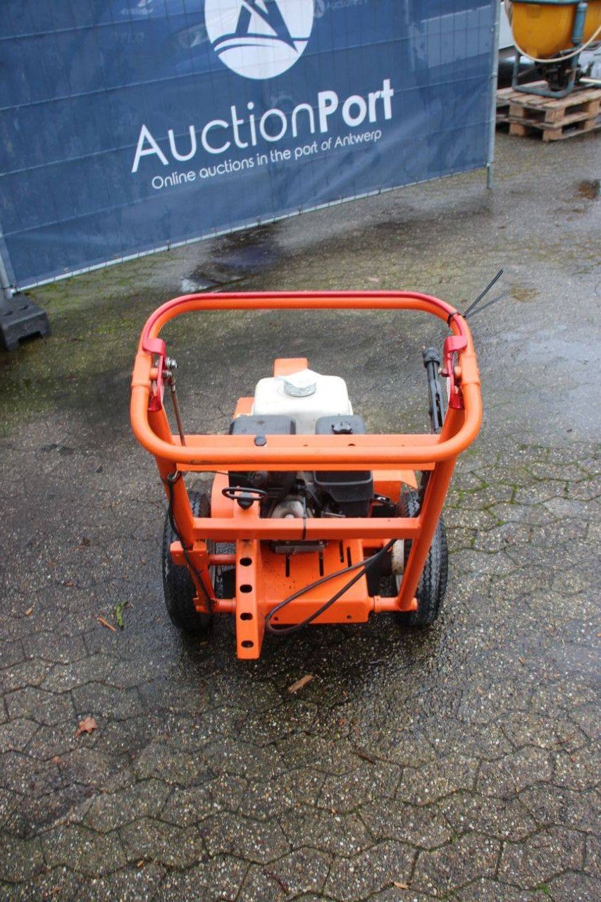 Dosko 337 Benzin-Baumstumpffräse