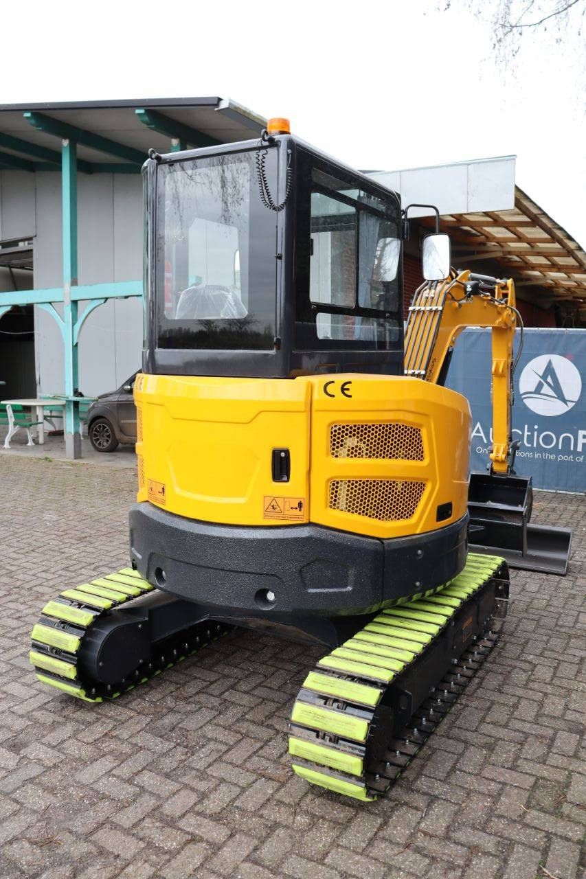 Landward XT35U Diesel Crawler Excavator 18.2kW 2025 New