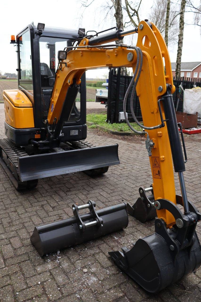 Landward XT25U Crawler Excavator Diesel 14kW 2025 New