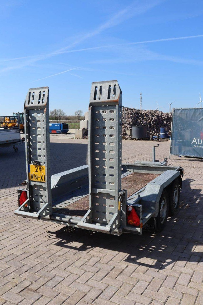 Maschinentransporter-Anhänger Brian James Cargo 2016