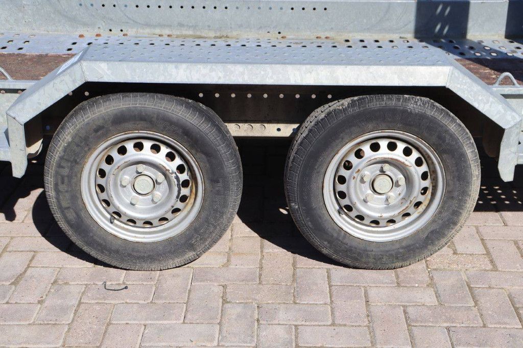 Maschinentransporter-Anhänger Brian James Cargo 2016