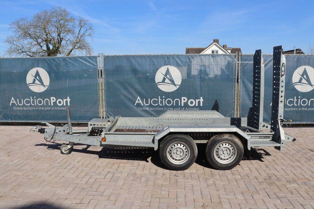 Autotransportanhänger Anhänger T-62-T 2700kg 2019