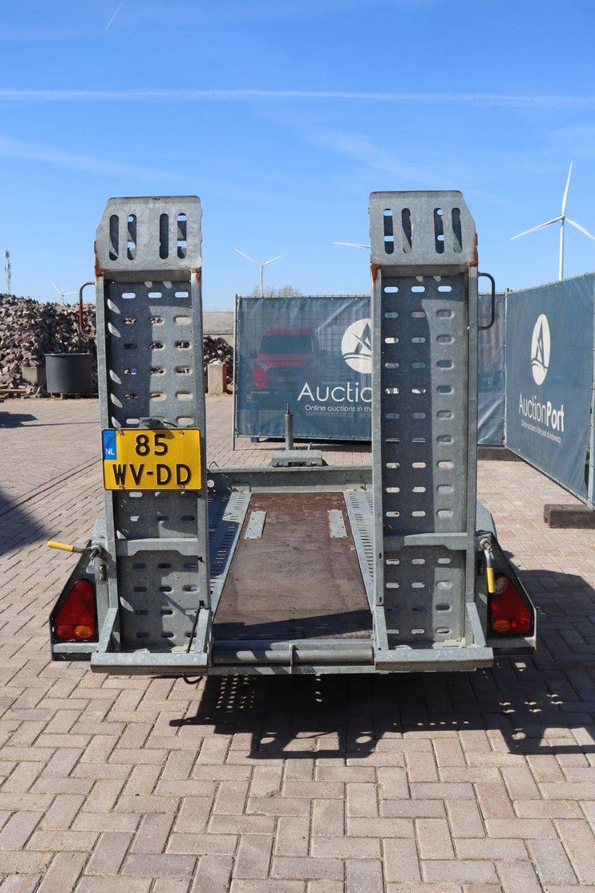 Autotransportanhänger Anhänger T-62-T 2700kg 2019