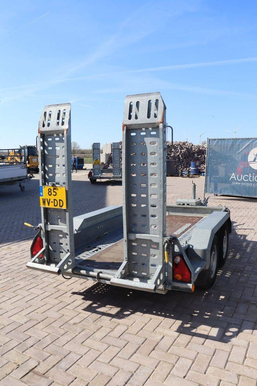 Autotransportanhänger Anhänger T-62-T 2700kg 2019