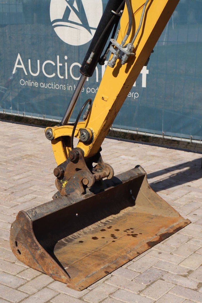 Mini excavator Caterpillar 302.4D Diesel 2017