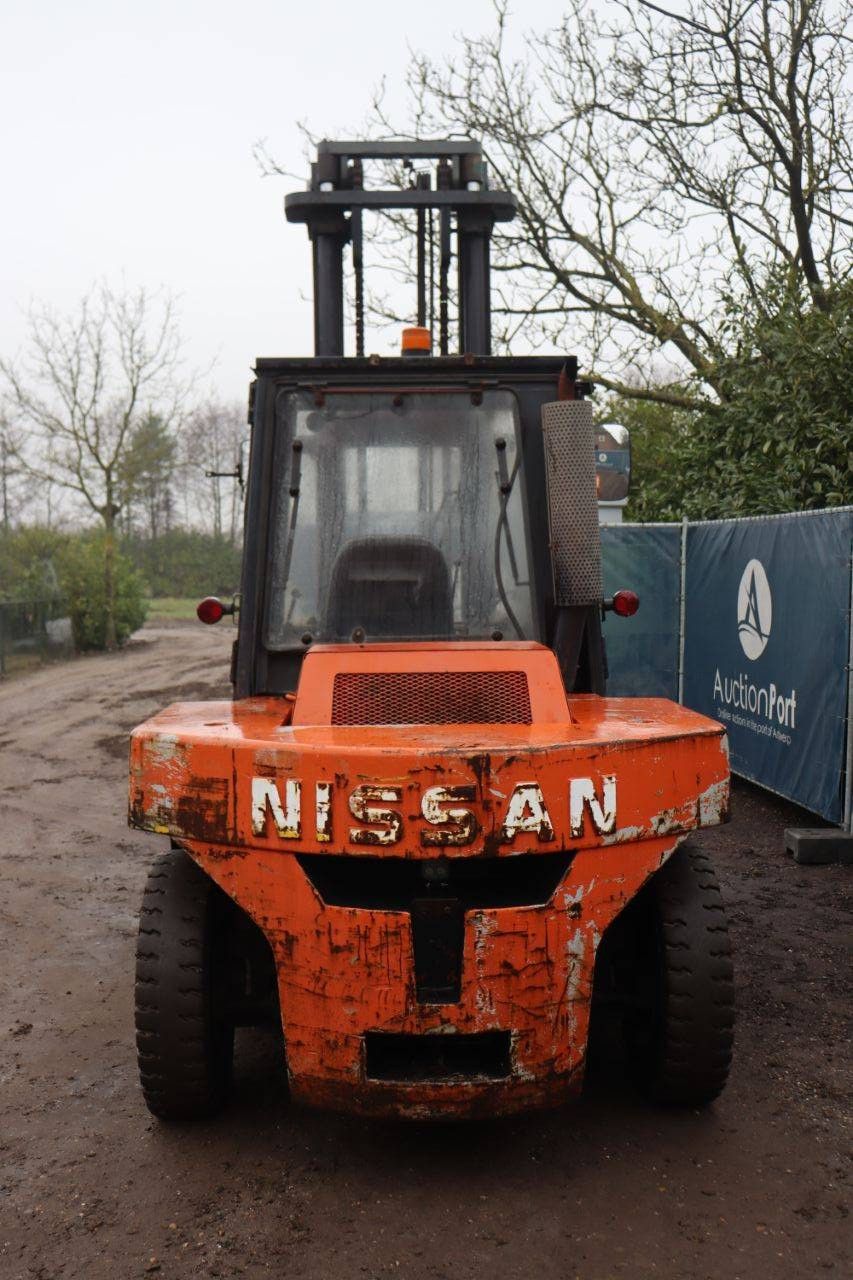 Forklift Nissan VF05H70U Diesel 7000kg 5.0m 2003