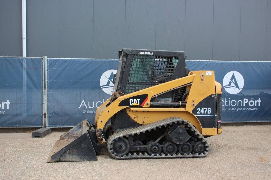 Skid steer loader Caterpillar 247B Diesel