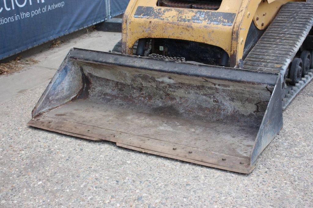 Skid steer loader Caterpillar 247B Diesel