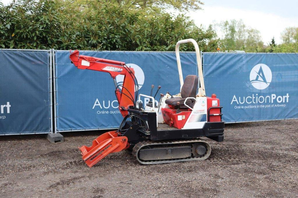 Minikraan Yanmar YMD100 Diesel 20pk
