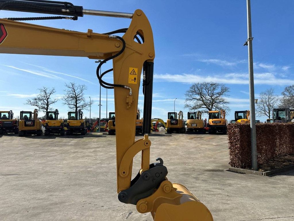 Midi-Bagger Caterpillar 305.5E2 Diesel 2017