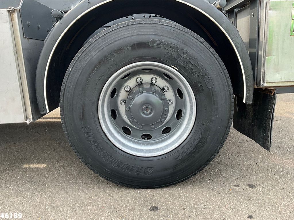 Mercedes-Benz AXOR 1833 AK 4x4 Hiab 20 Tonmeter laadkraan