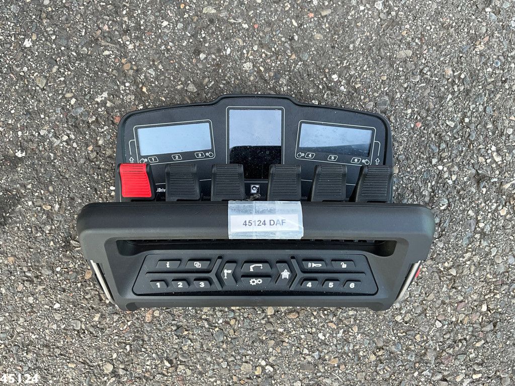 DAF FAQ XD 410 Euro 6 Hiab 23 Tonmeter laadkraan