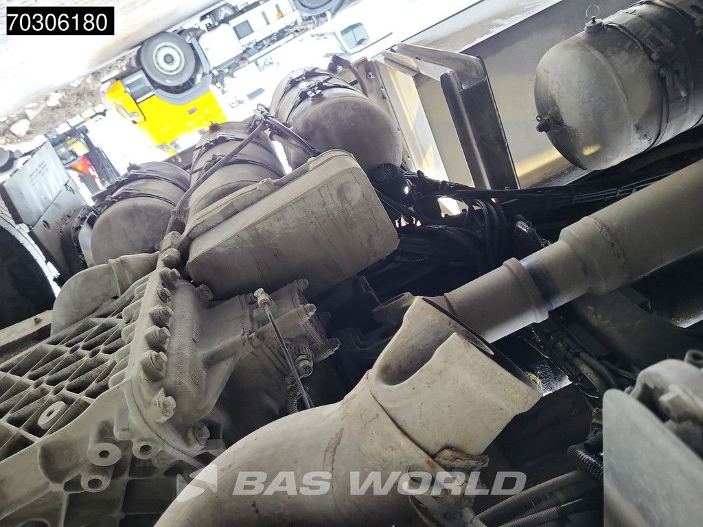 Renault C C 520 8X4 24tons AJK containersystem Lift+steering axle Retarder Euro 6