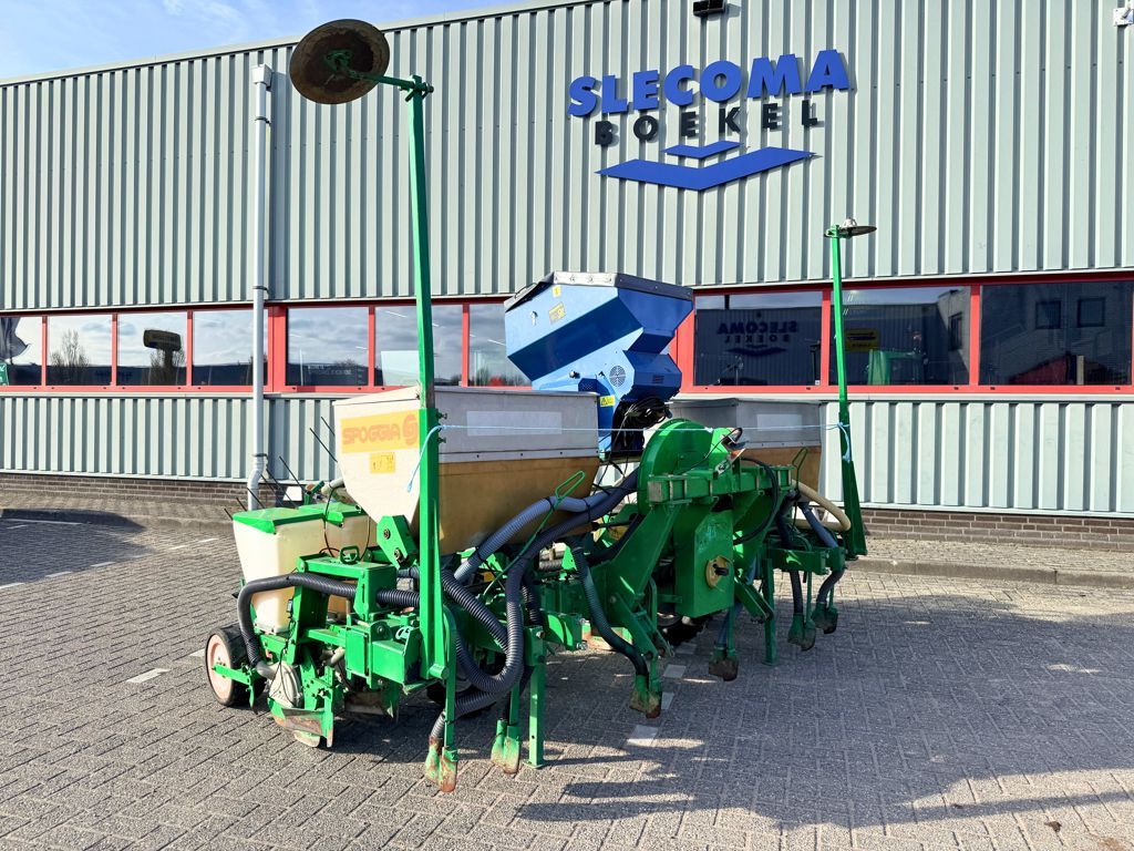 Sfoggia 6 Rijige Maiszaaier met Zaaibak