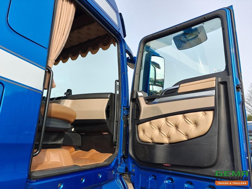 MAN TGX 26.460 6x2/4 XXL Euro6C - ADR - Special Interior - StandAirco - SmartTacho V2