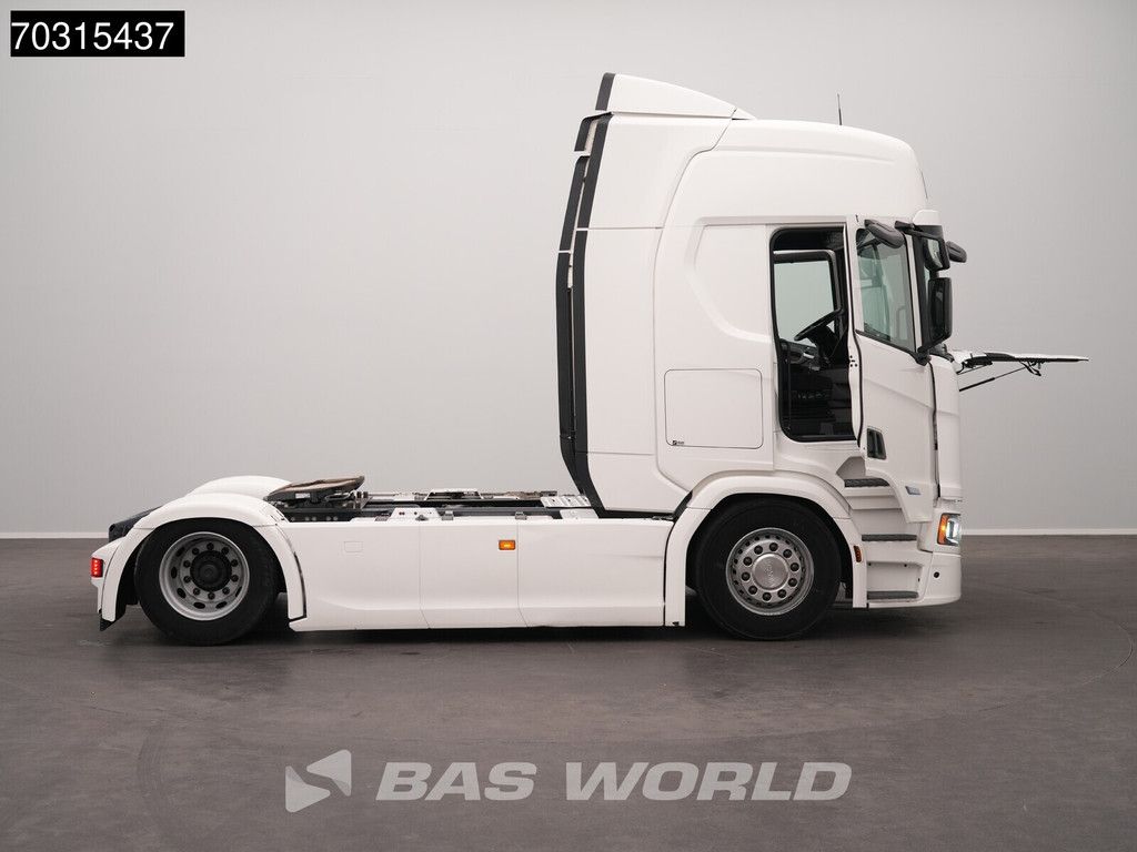 Scania R500 4X2 Mega Retarder 2xTanks Standklima Navi ACC