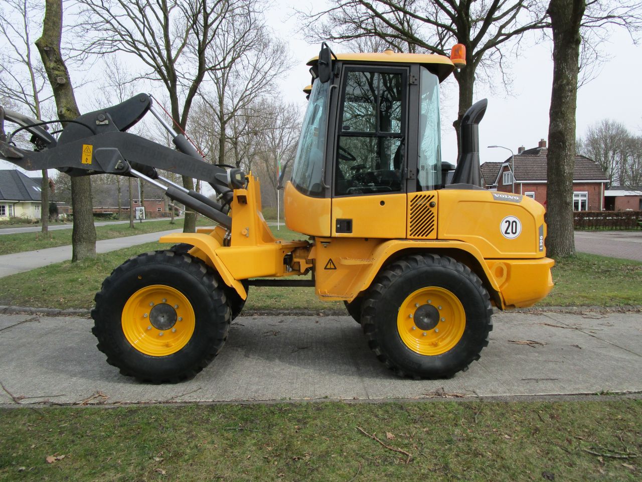 Volvo l30g 3430 uren 2015 atlas