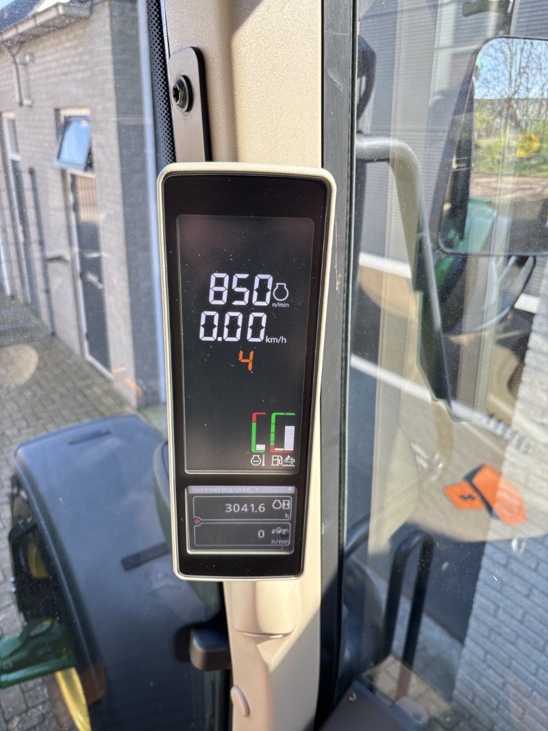 John Deere 6155M – 2022 – 3050 uur – zeer nette jonge trekker