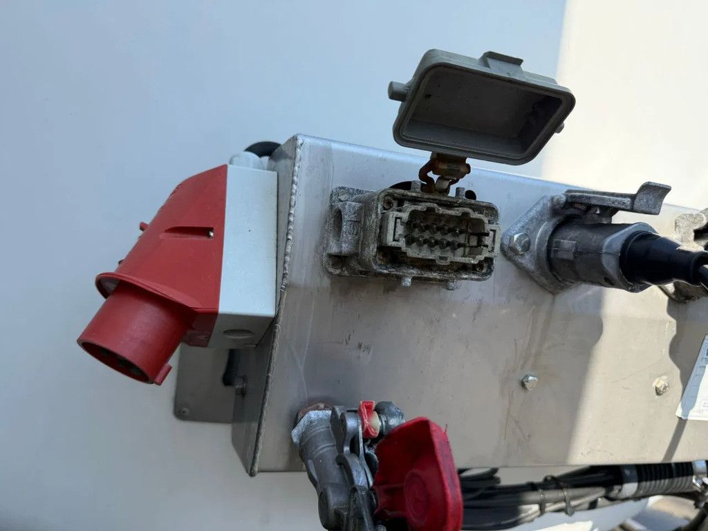 Burg FT-43-03V 37.500L Intra Melk/Milch 3 compartimenten Pomp 5.300KG