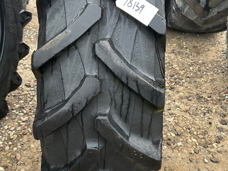 Pirelli 420/70R28