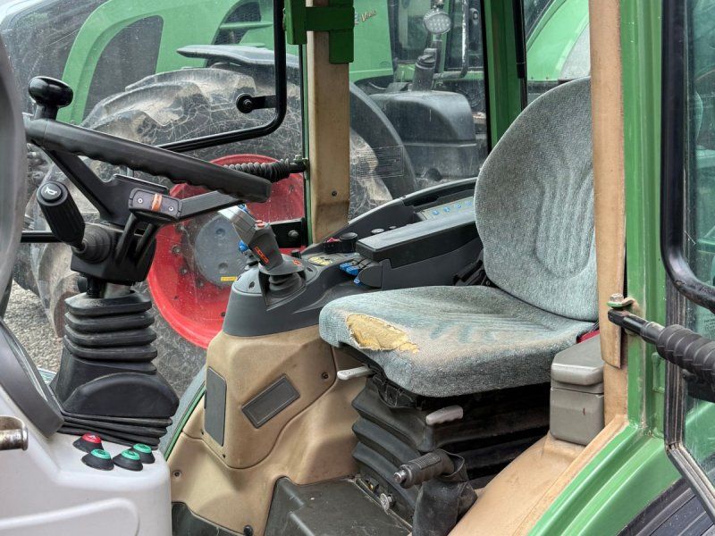 Fendt 211 Vario TMS V Model Med Frontlift og Front PTO