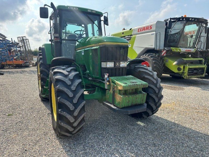 John Deere 7700 Allrad mech. 3709 Std Einsatz Werksverkehr