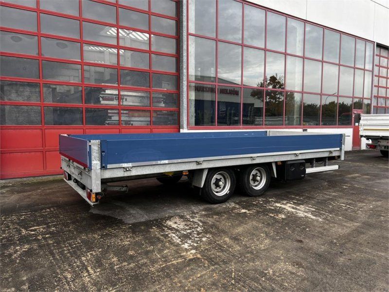 Tandempritsche- Tieflader, wenig Benutzt