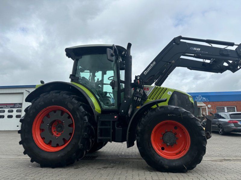 Claas Arion 550