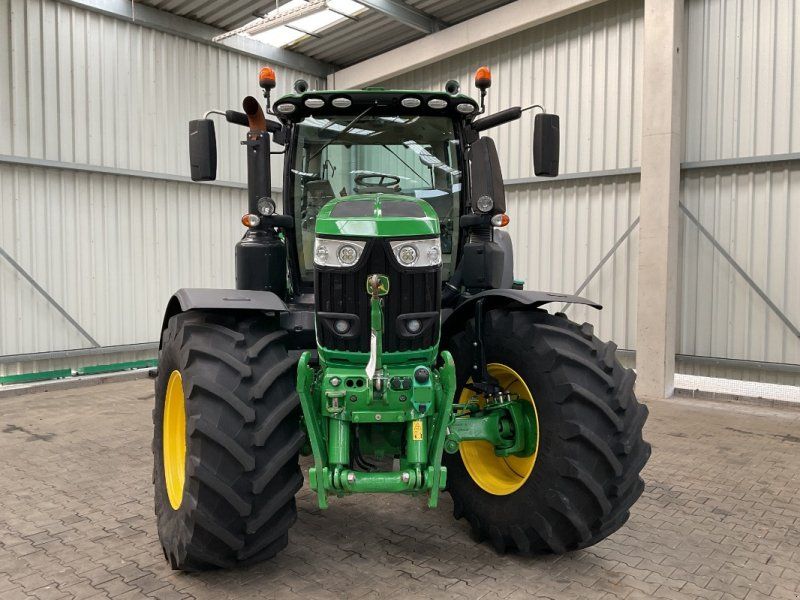 John Deere 6250R