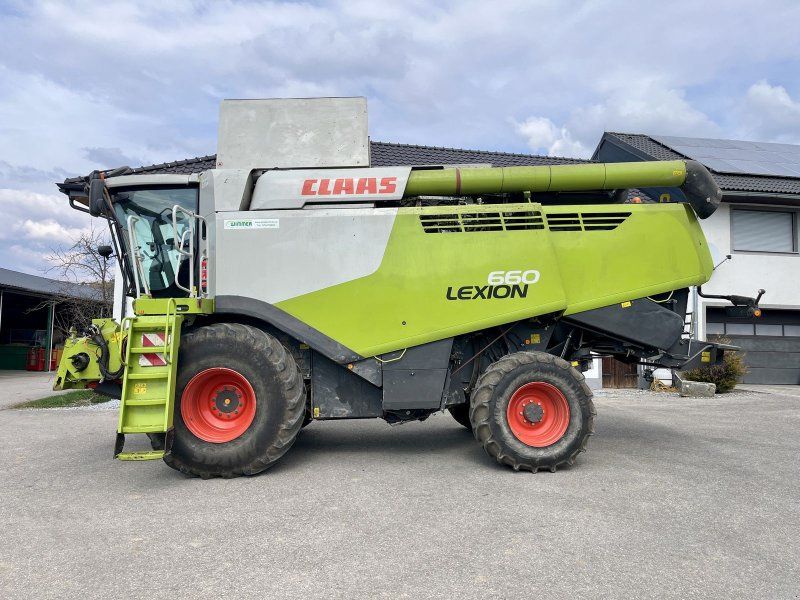 Claas Lexion 660 er Lexion (6 Schüttler)