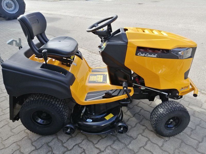 Cub Cadet XT2 106 QR  Kawasaki 2 Z+ Hydrostat