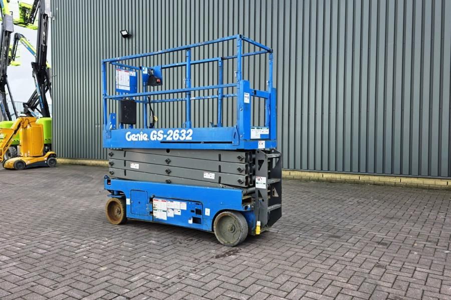 Genie GS2632 Electric, 10m Working Height, Non Marking T