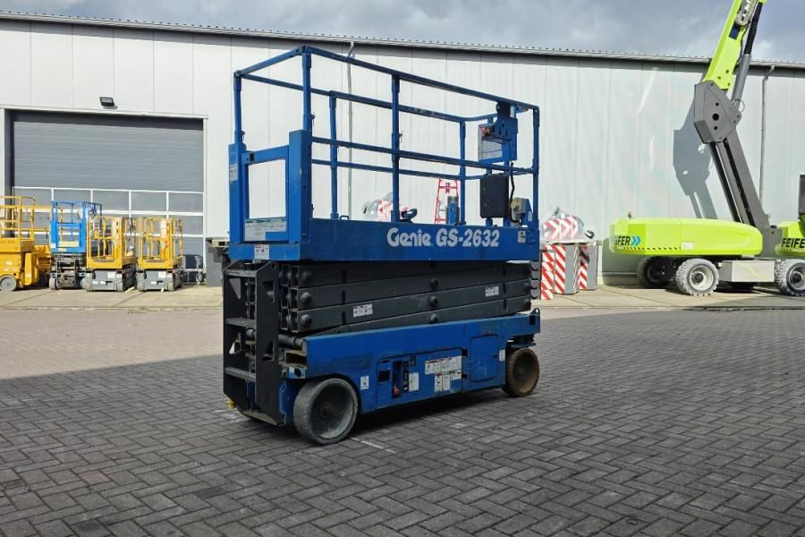Genie GS2632 Electric, 10m Working Height, Non Marking T