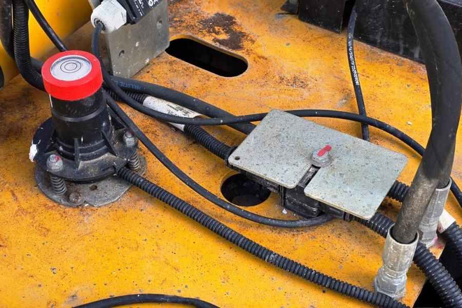 Haulotte Compact 8 Electric, Batteries 2025, 8.2m Working