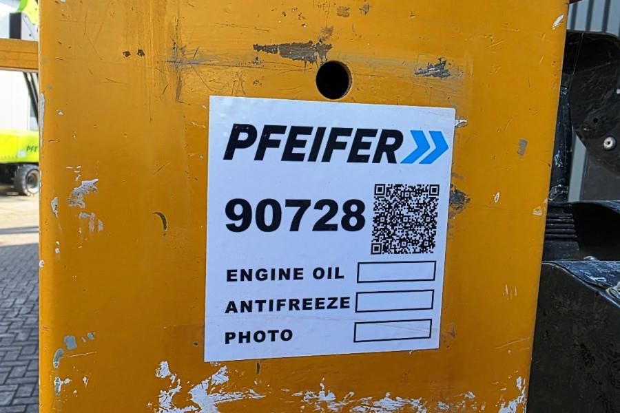 Haulotte Star 6 Electric, Batteries (2024), Non Marking Tyr