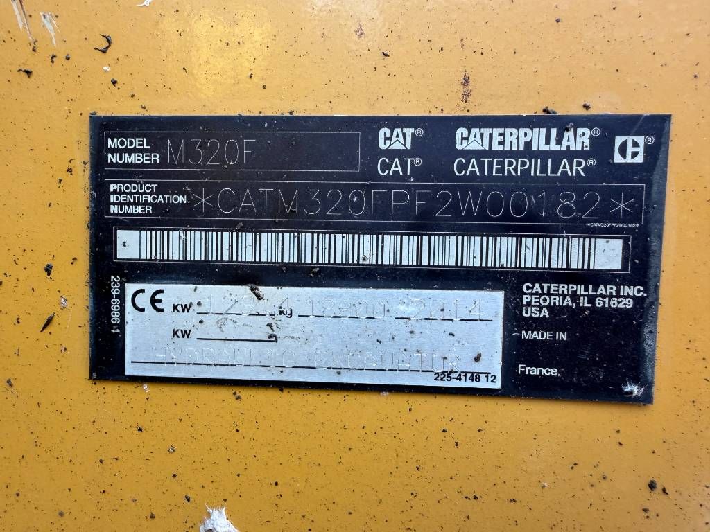 CAT M320F