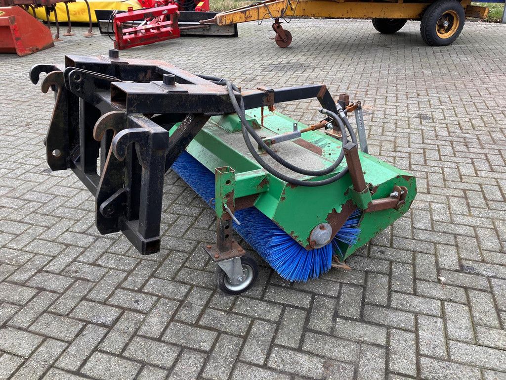 Merkloos Veegmachine 150CM