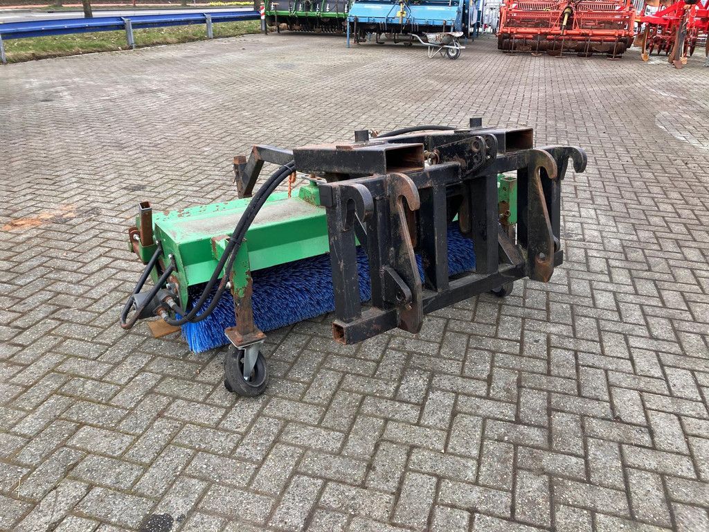 Merkloos Veegmachine 150CM