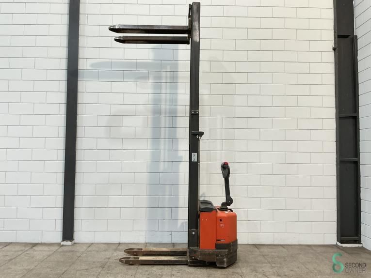 Stapler Elektrisch BT SWE120 2007